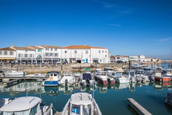 شقة Sur L'Ilot De St Martin Au Centre Du Port Vue Exceptionnelle ! سان مارتن دو ر المظهر الخارجي الصورة