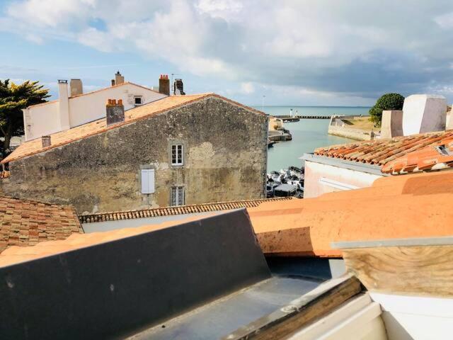 شقة Sur L'Ilot De St Martin Au Centre Du Port Vue Exceptionnelle ! سان مارتن دو ر المظهر الخارجي الصورة